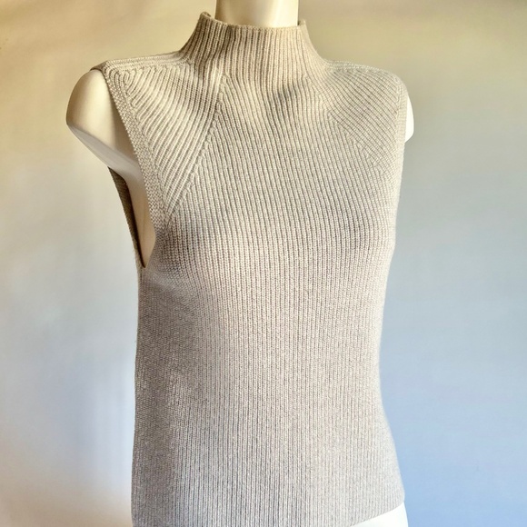 New Wilfred Aritzia Mock Neck Grey 100% Wool Sleeveless Sweater Size M - Picture 4 of 12